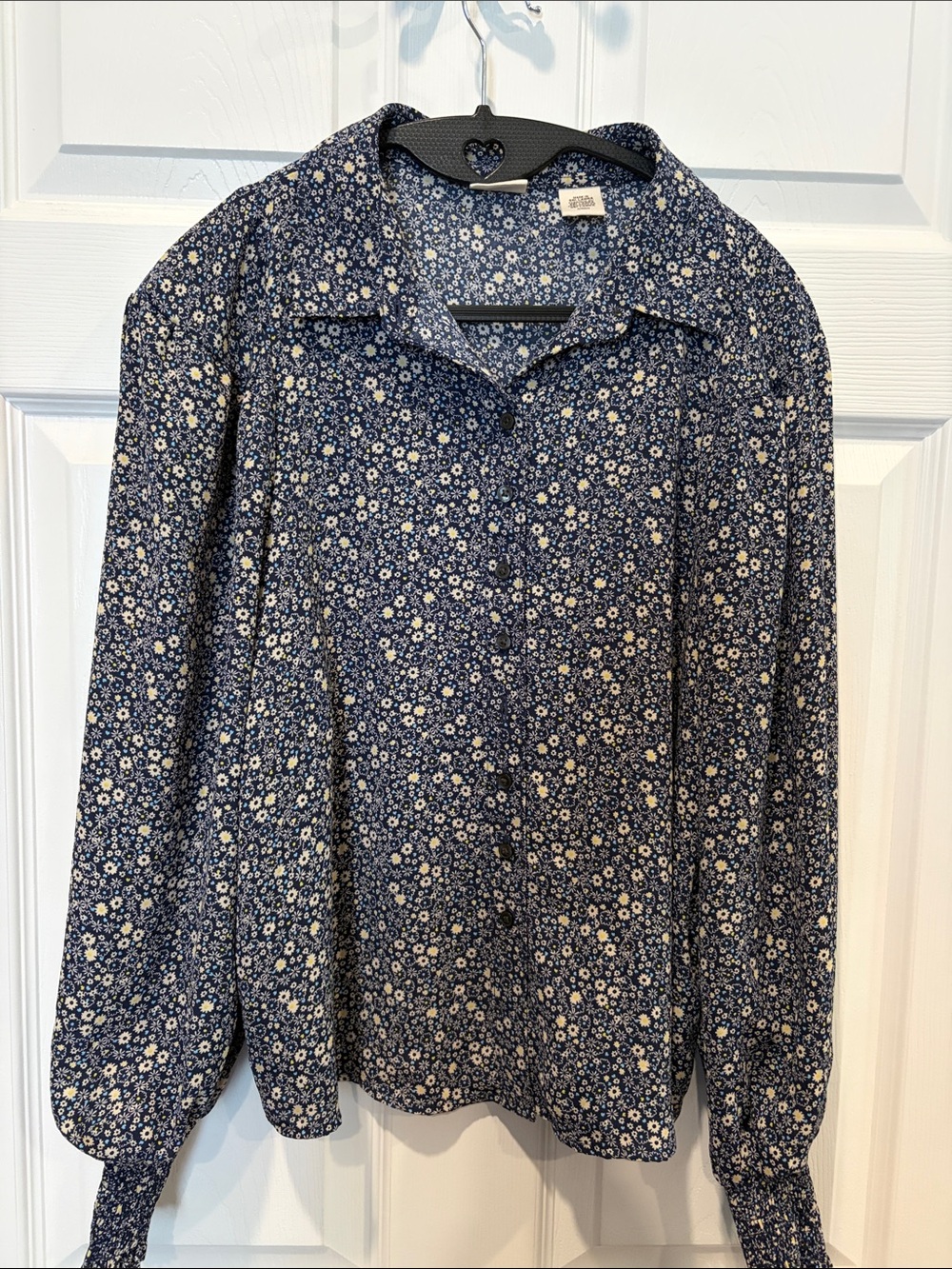 Levi's Navy Floral Button-Front Shirt
